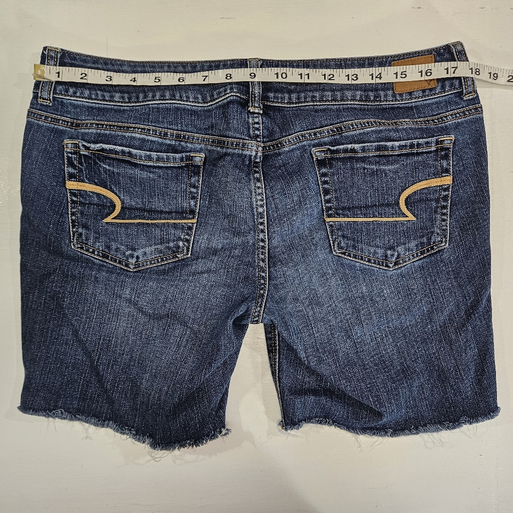 American Eagle Outfitters Artist cut-off denim jean shorts women's size … - Picture 3 of 11